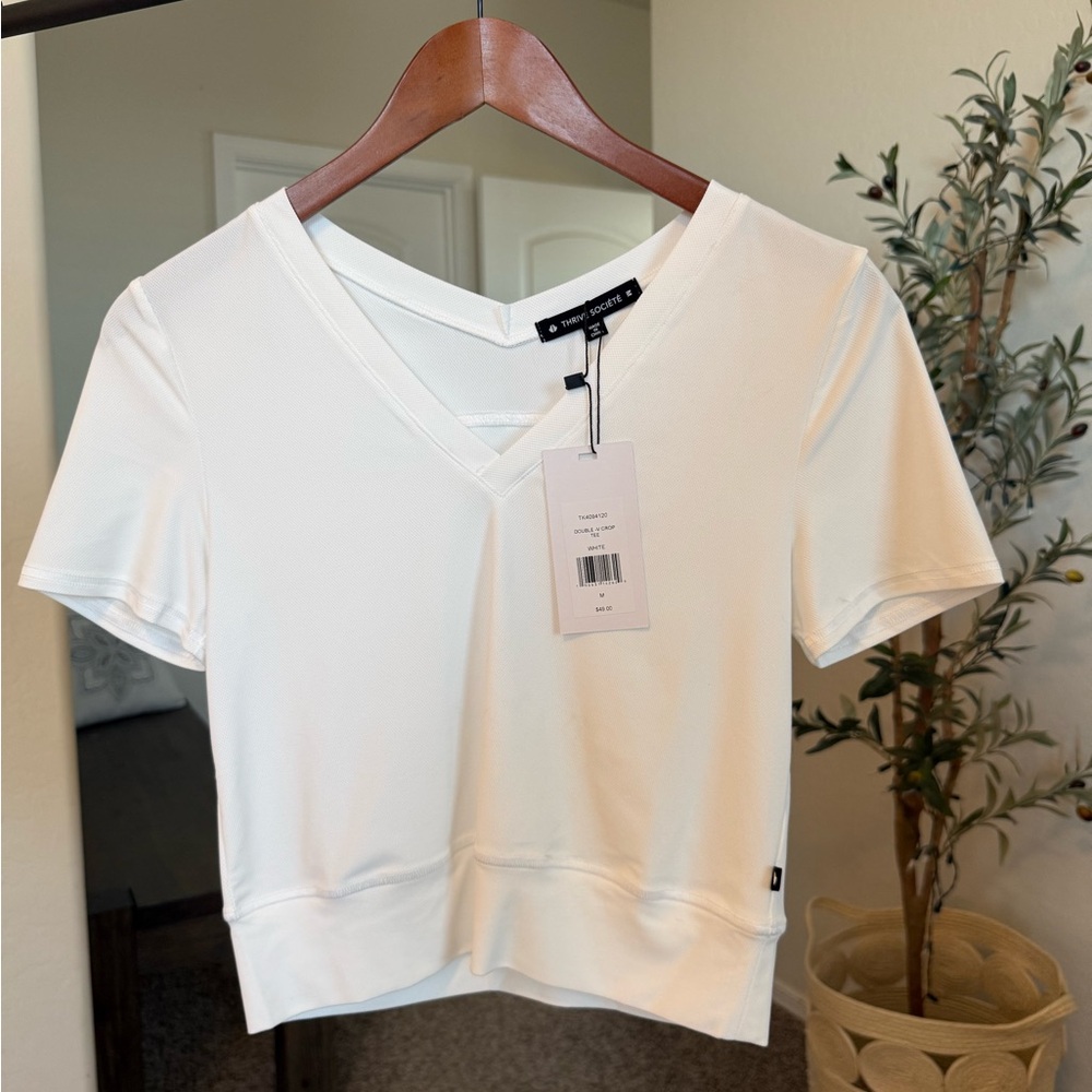 Thrive Societe White Cropped V-Neck Workout Top NWT M
